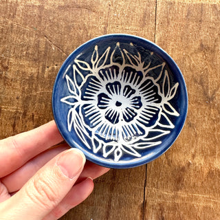 Hand Painted Ceramic Dish - No. 5134